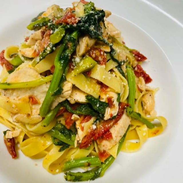 CHICKEN BROCCOLI RABE.